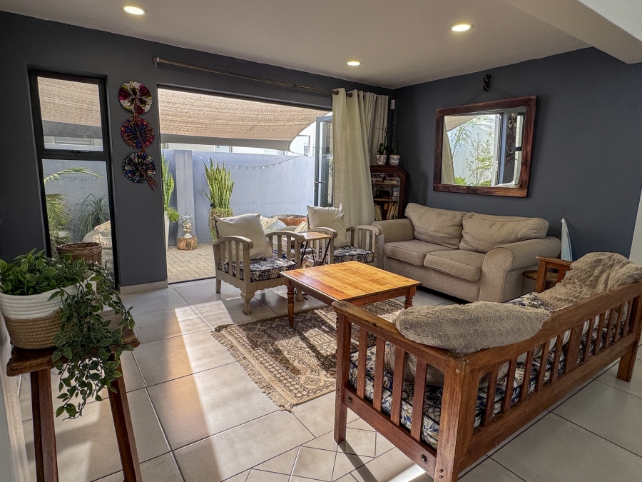 3 Bedroom Property for Sale in Sandy Point Western Cape